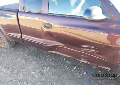 2004 Dodge Dakota z USA, uszkodzony, nr VIN 1D7GL12K54S748043